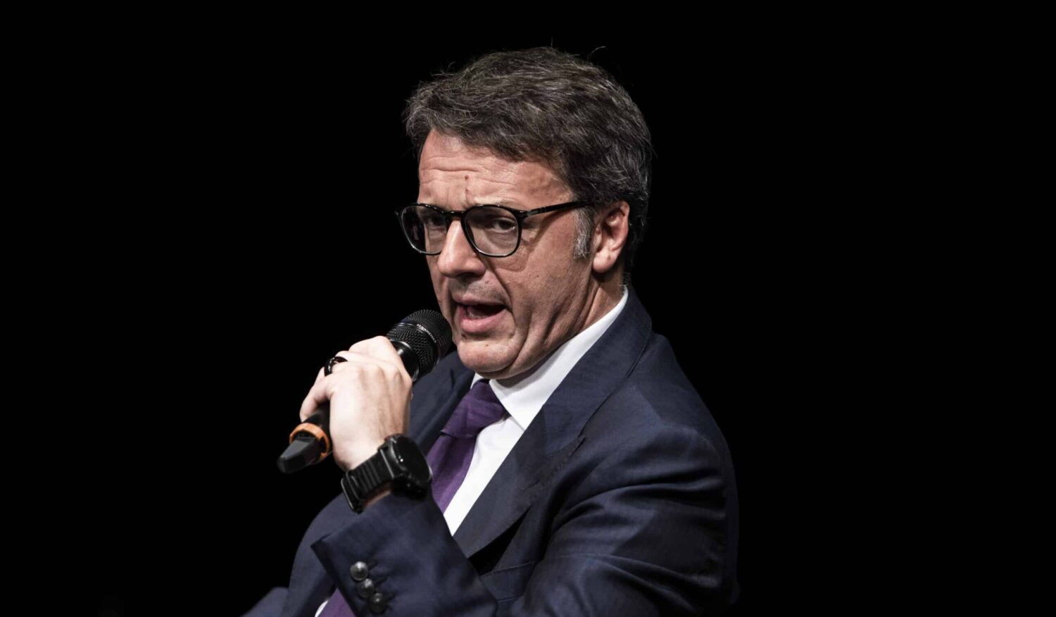 Balle di Renzi su Greta: “Ha previsto l’apocalisse nel 2023”. Ma la Thunberg non l’ha mai detto
