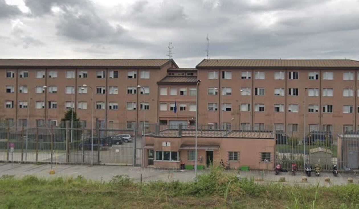 Gravissimi disordini nel carcere di Como. Detenuti devastano intera sezione
