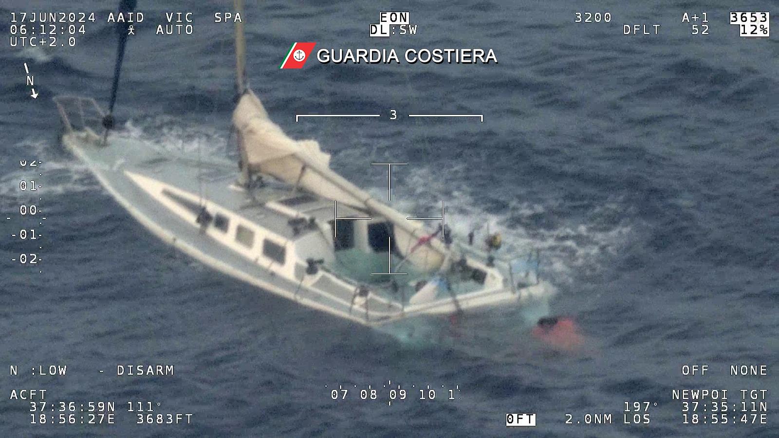 Migranti, naufragio al largo della Calabria. Oltre 60 i dispersi