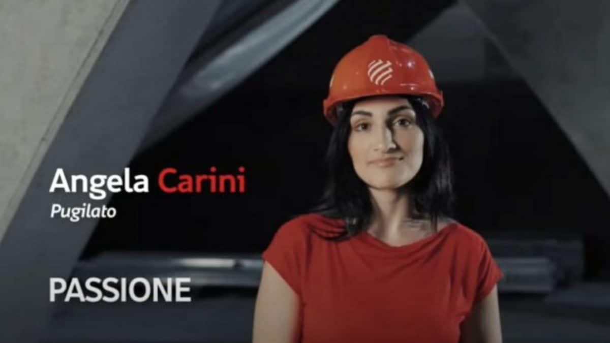 Ponte sullo Stretto, il ring della propaganda: la pugile Carini testimonial della grande opera