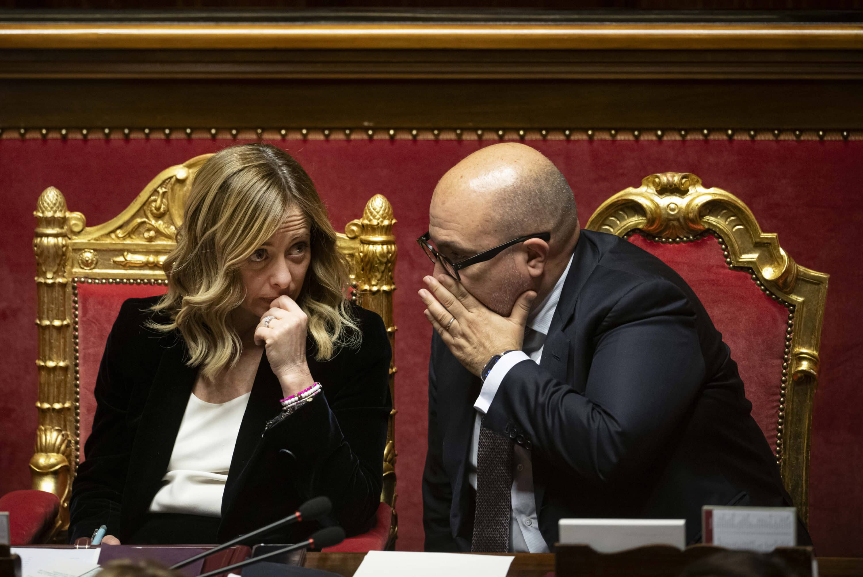 Boccia smonta pezzo per pezzo la versione di Sangiuliano, la poltrona del ministro traballa