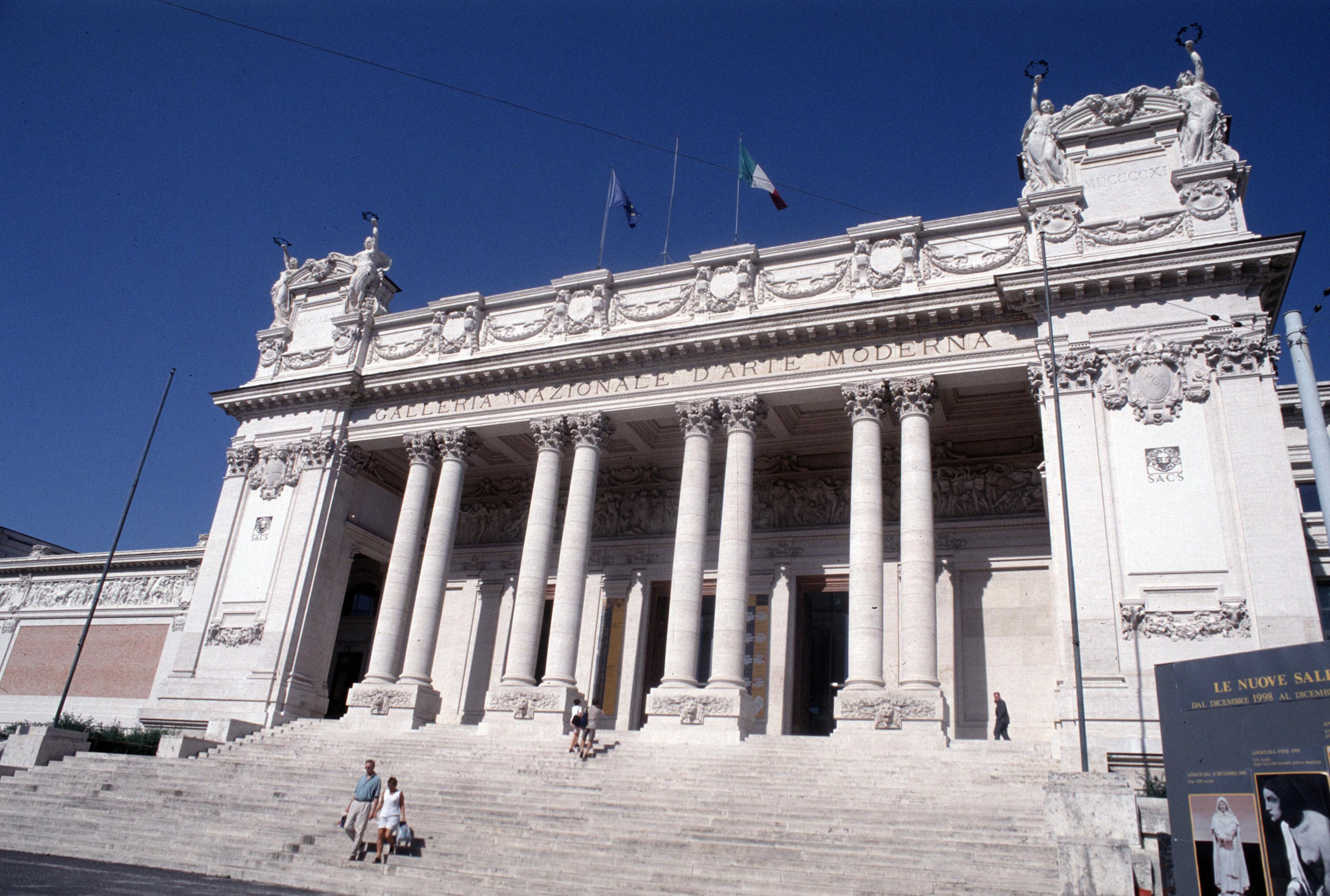 Spot al libro di Bocchino alla Galleria d’arte moderna