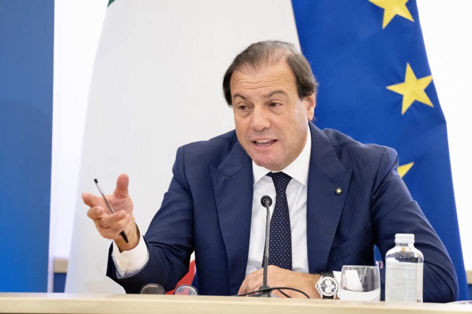 Manovra, assalto alla diligenza, Forza Italia e Lega incontenibili