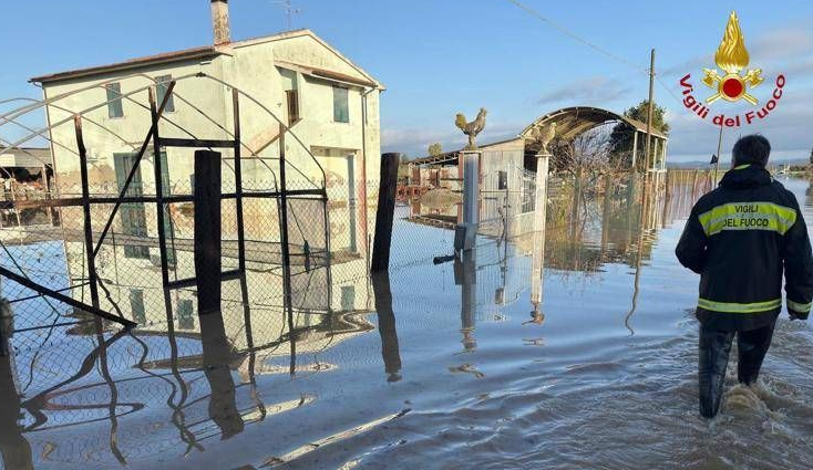 Tra allagamenti e terremoti, il governo dimentica il territorio